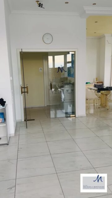 Great excitement in the team - the boss is in the current Vogue!📰✨🙌🏻Dr. Michaela Montanari was allowed to speak as an expert in the current Vogue article about „The new naturalness“ in aesthetics - a topic that is really close to our hearts.💫In a time when authenticity and individuality are once again taking centre stage, we are particularly pleased that aesthetic treatments are increasingly understood as a way to emphasise one's own personality - not as a mask. A big thank you to the VOGUE team and especially Beauty Director Philip Wehsack @philippwehsack for their trust and wonderful collaboration.💫For more information on our approach to modern, natural aesthetics, see the current issue of Vogue (from 25 October.2025) #VogueGermany #TheNewNatural #Aesthetics #Expert #BeautyTrends #NaturalBeauty #AuthenticBeauty #MedicalAesthetics #welovebeauty #beauty #aestheticexpert #plasticsurgery #aestheticsurgery #wrinkletreatment #antiaging #facelift #plasticsurgery 1TP5Wrinkles #aestheticdoctors #aesthetics #loveyourself #antiaging #bochum #ruhrpott #oberlidlift