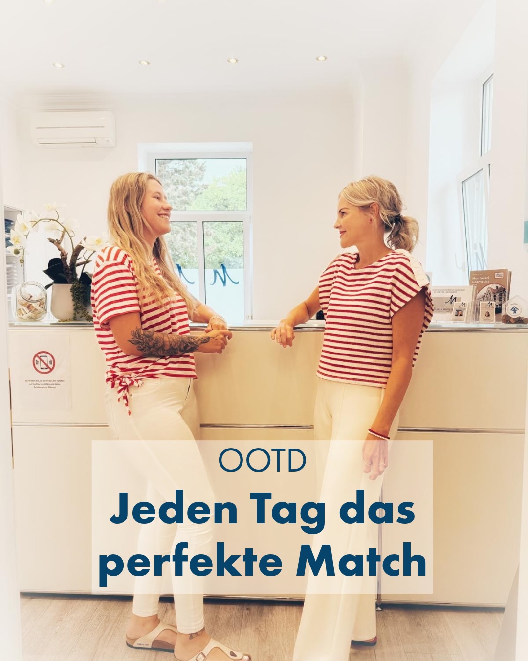 Montag. Dienstag. Mittwoch. Donnerstag. Freuuutag. 💙
Wer bei uns in der Praxis genauer hinsieht, entdeckt schnell ein kleines Ritual: Marie Friedrich und Racine Hausherr überraschen uns fast jeden Tag mit perfekt aufeinander abgestimmten Outfits. Zufall? Ganz sicher nicht. 😉
Was wir daran so mögen: Es zeigt, wie viel Freude, Teamgeist und Liebe zum Detail in unserem Praxisalltag stecken. Und trotzdem bleibt jede von beiden ganz sie selbst – denn perfekte Abstimmung bedeutet für uns nicht Einheitslook, sondern Persönlichkeit mit Harmonie.
Genau so sehen wir übrigens auch unsere Arbeit: Jeder Mensch ist einzigartig. Deshalb gibt es bei uns keine Lösungen von der Stange, sondern individuelle Beratung und Behandlung, die zum Menschen passt.
Marie-Luise und Racine sind die ersten, die unsere Patientinnen und Patienten mit einem Lächeln empfangen, und oft auch die letzten, die sie verabschieden. Mit ihrer herzlichen Art sorgen sie dafür, dass man sich vom ersten Moment an willkommen fühlt – und ganz nebenbei bringen sie mit ihren abgestimmten Looks regelmäßig das ganze Team zum Lächeln.
In diesem Sinne: Wir wünschen Ihnen ein wunderschönes Wochenende! ☀️💙
#TeamMontanari #Praxisalltag #Teamwork #Wochenendgruß #VillaKrockhaus